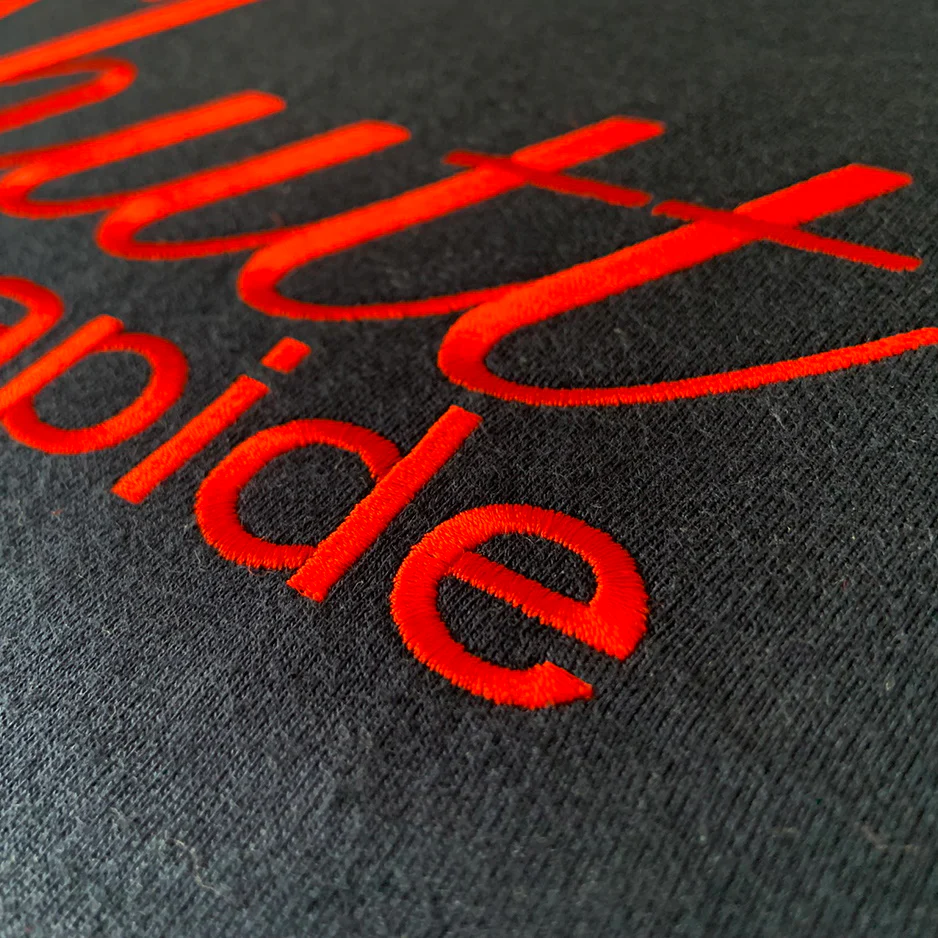 Shutt Embroidered Logo T-Shirt - Image 7